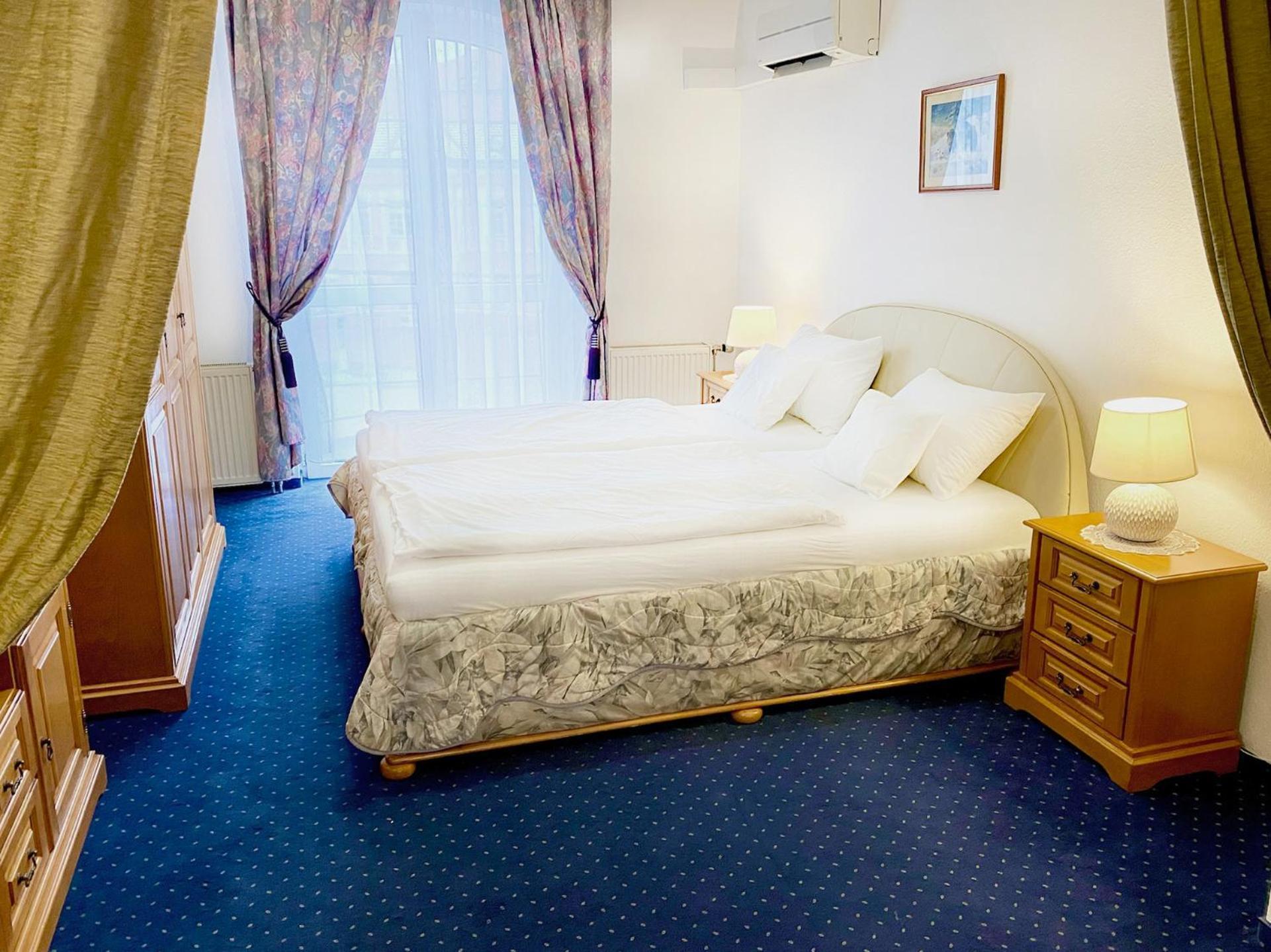 Hotel Wesselényi Győr Extérieur photo