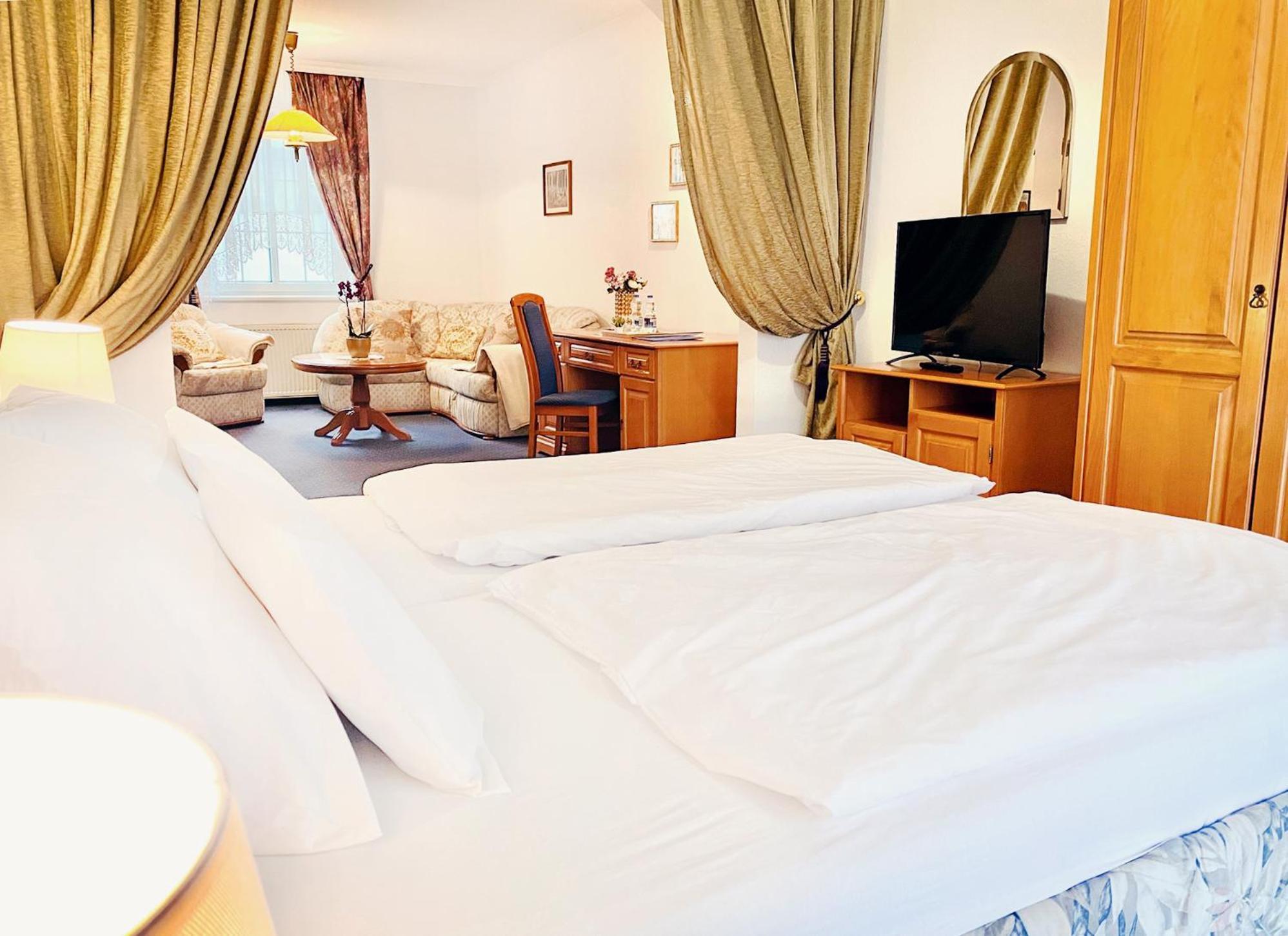 Hotel Wesselényi Győr Extérieur photo