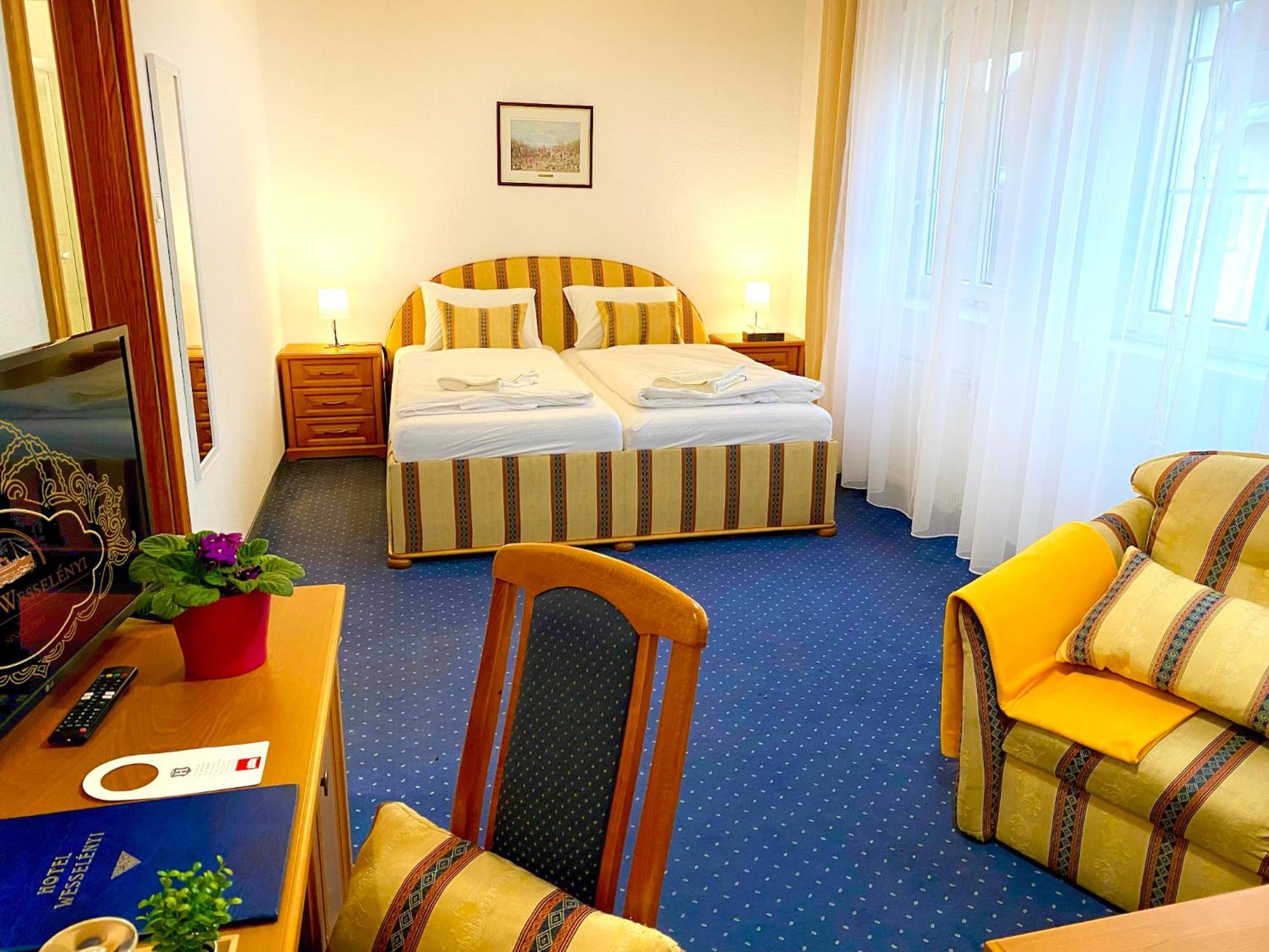 Hotel Wesselényi Győr Extérieur photo