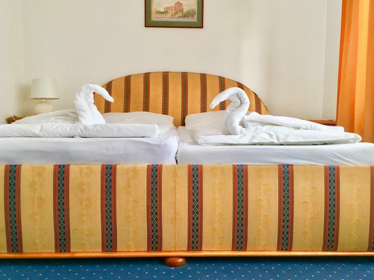 Hotel Wesselényi Győr Extérieur photo